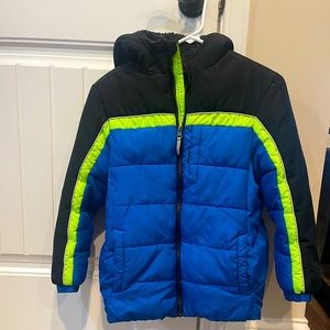 Boys size 10/12 puffer coat. Zero Exposure brand. Very warm!